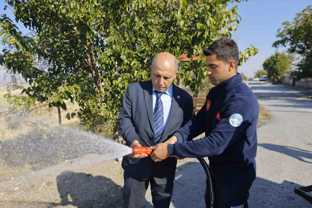 Büyükşehirden kırsal yangınlara hızlı müdahale hamlesi: Traktör arkası yangın söndürme aracı