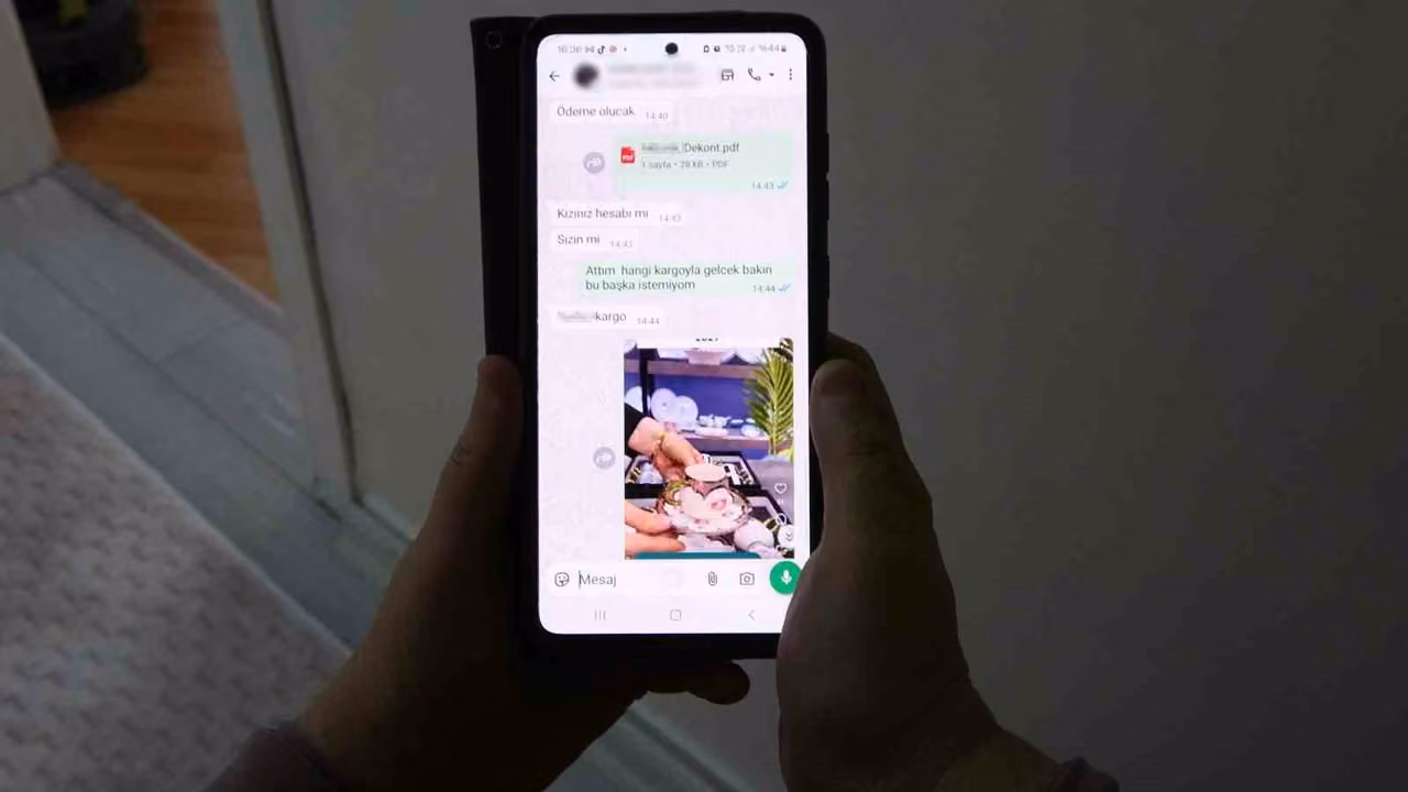 Kızına fincan takımı almak isteyen engelli kadın dolandırıldı