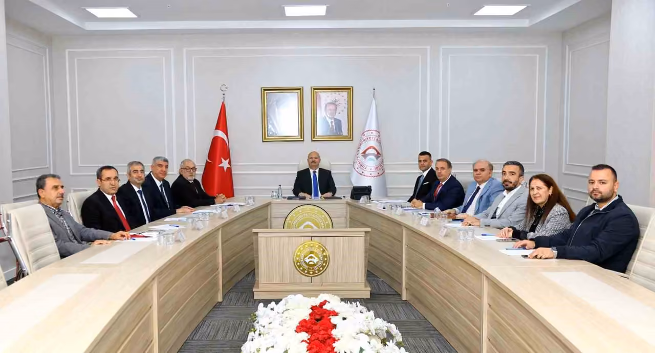 İl istihdam toplantısı Vali Abdullah Küçük başkanlığında gerçekleştirildi