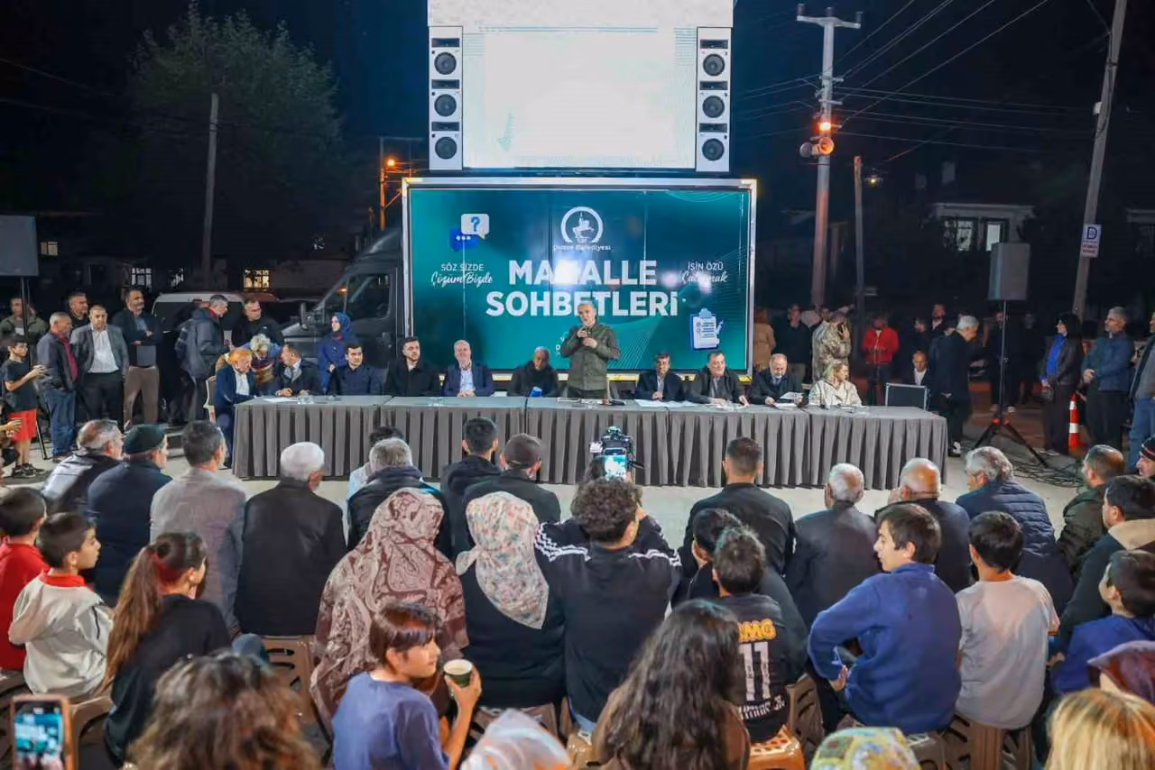 Başkan Özlü Ağa Mahallesine konuk oldu