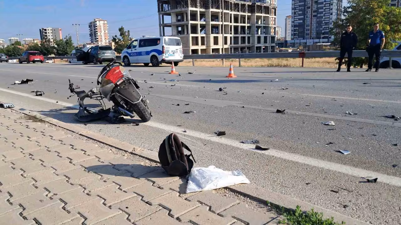 Karaman’da cipin çarptığı 15 yaşındaki elektrikli bisiklet sürücüsü kurtarılamadı