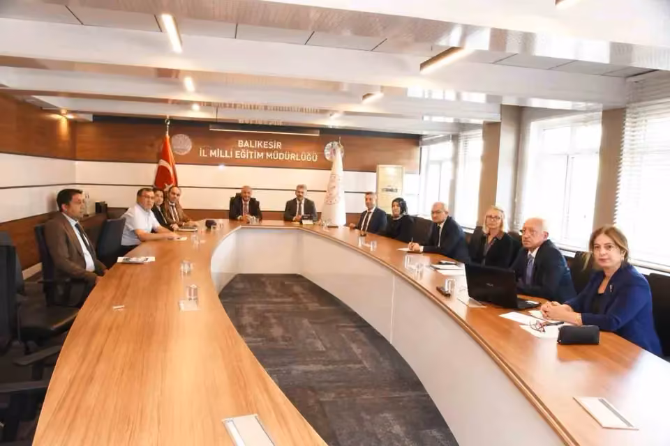 Balıkesir’de hayat boyu öğrenme için yol haritası ele alındı