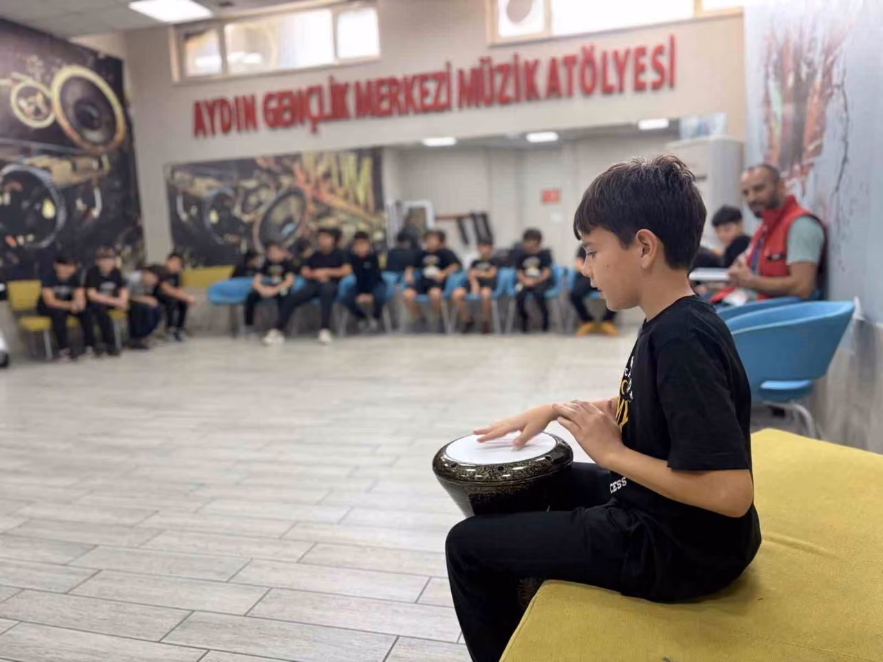 Öğrenciler, Aydın Gençlik Merkezi’ni yakından tanıdı