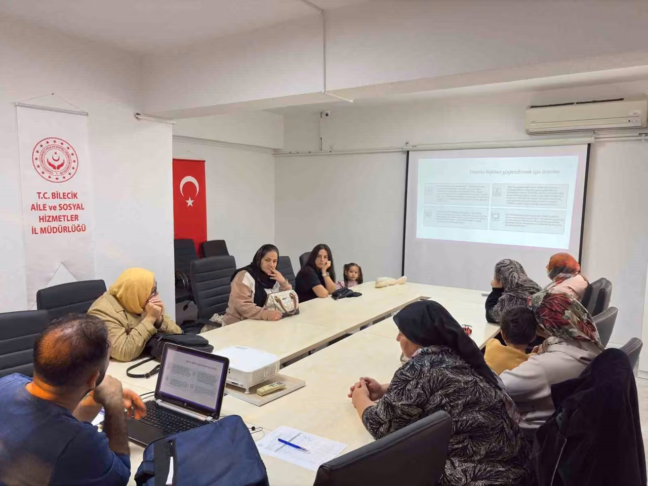 Bilecik’te ailelere eğitim desteği