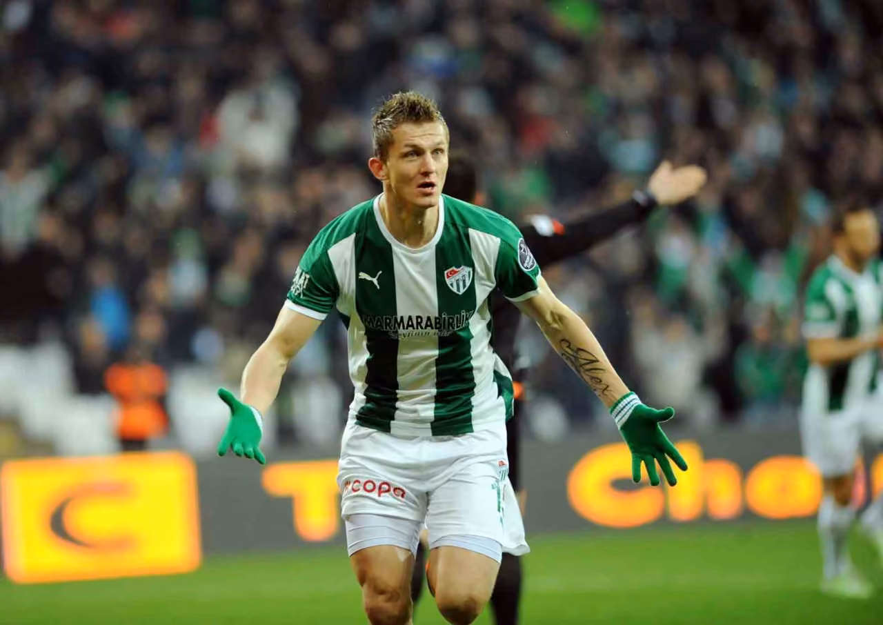 Tomas Necid: "Slavia Prag için en büyük tehdit Muriqi ve Greenwood"