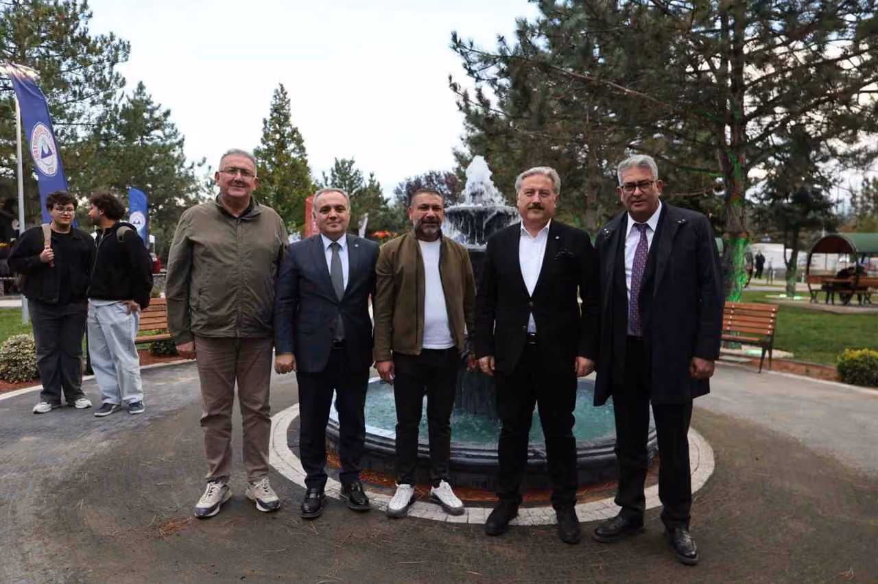 ERÜ Gençlik Parkı açıldı