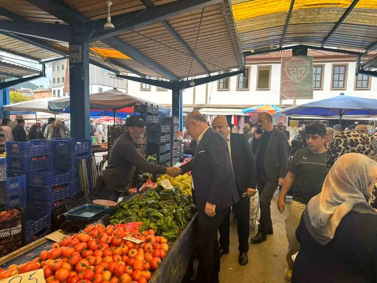 Başkan Torun, esnaf ve vatandaşlarla buluştu