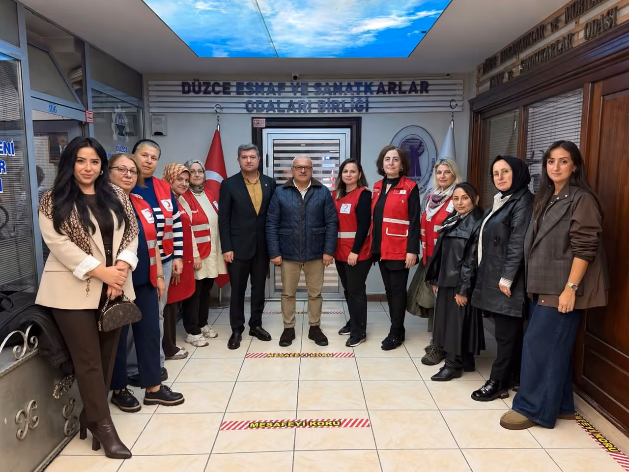 Kızılay’ın kadınları esnaf odaları ile buluştu