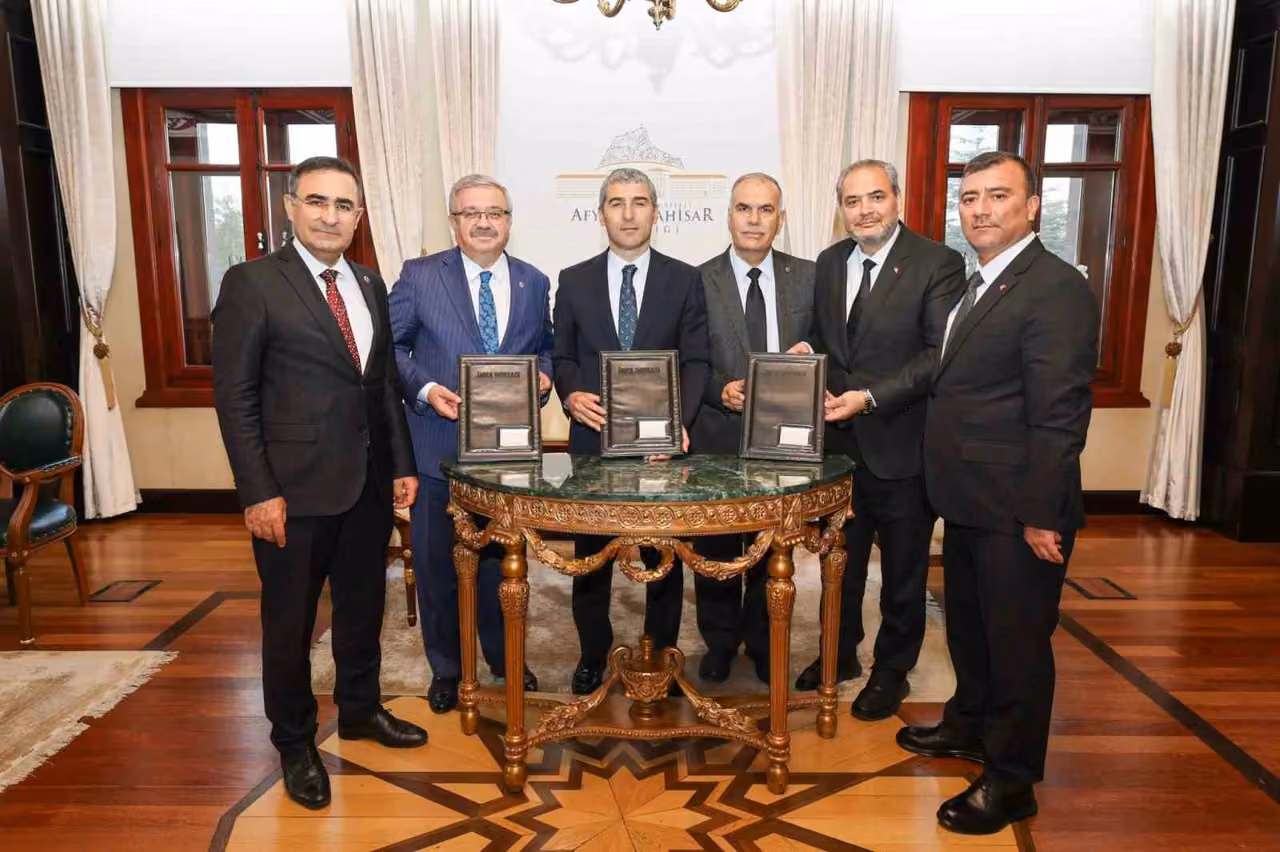 Afyonkarahisar’da bin 858 öğrenciye İŞKUR Gençlik Programı desteği
