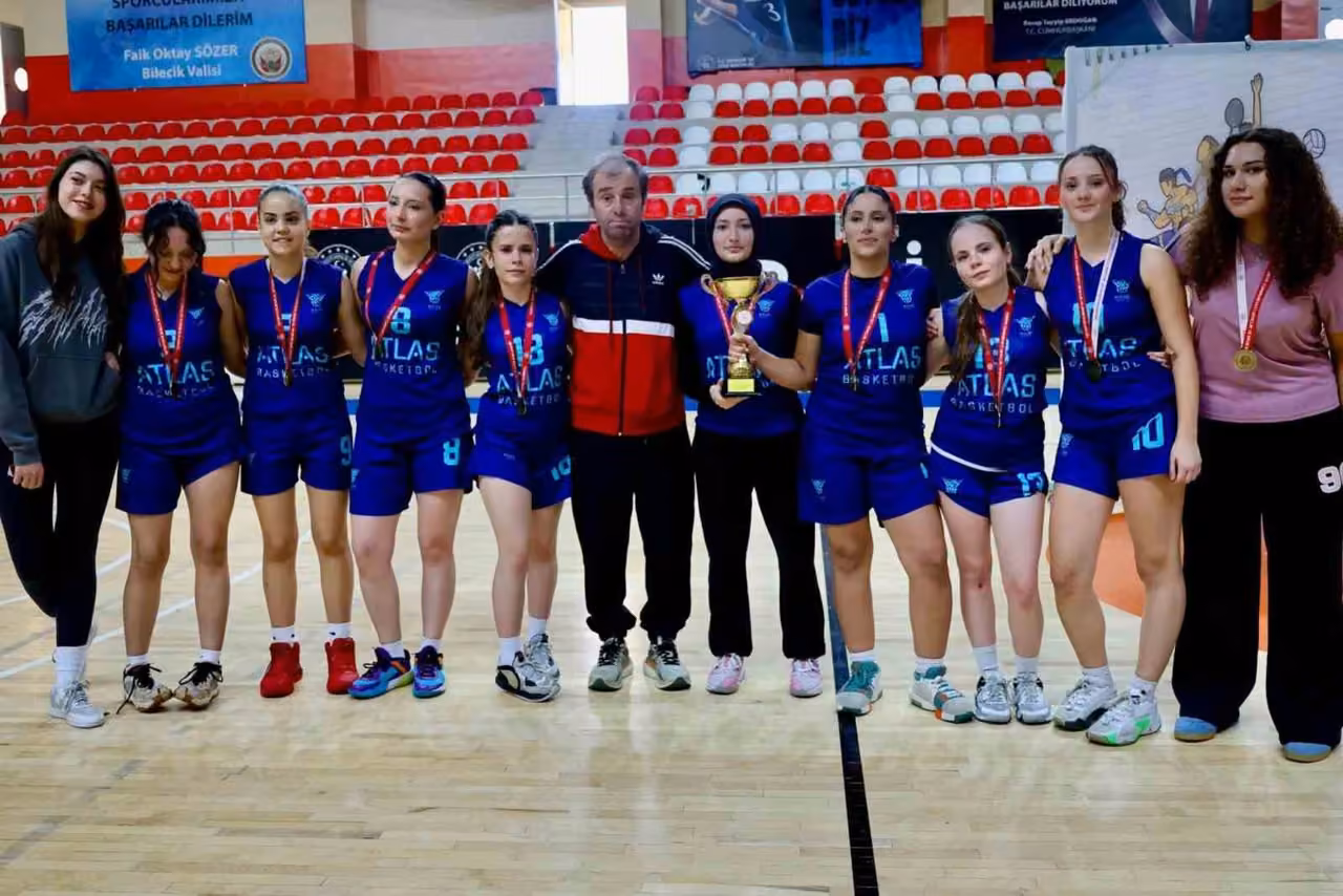 Potanın genç yıldızları ödüllerine kavuştu