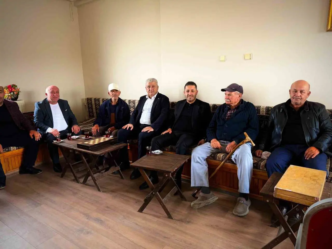 MHP Melikgazi’den Mimarsinan çıkarması