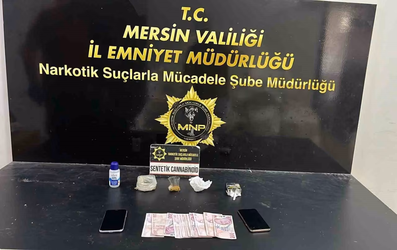 Yakalanan 2 uyuşturucu taciri tutuklandı