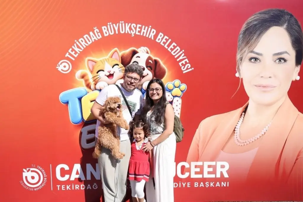 TEKPATİ etkinliğinde çocuklar ve can dostlar buluştu