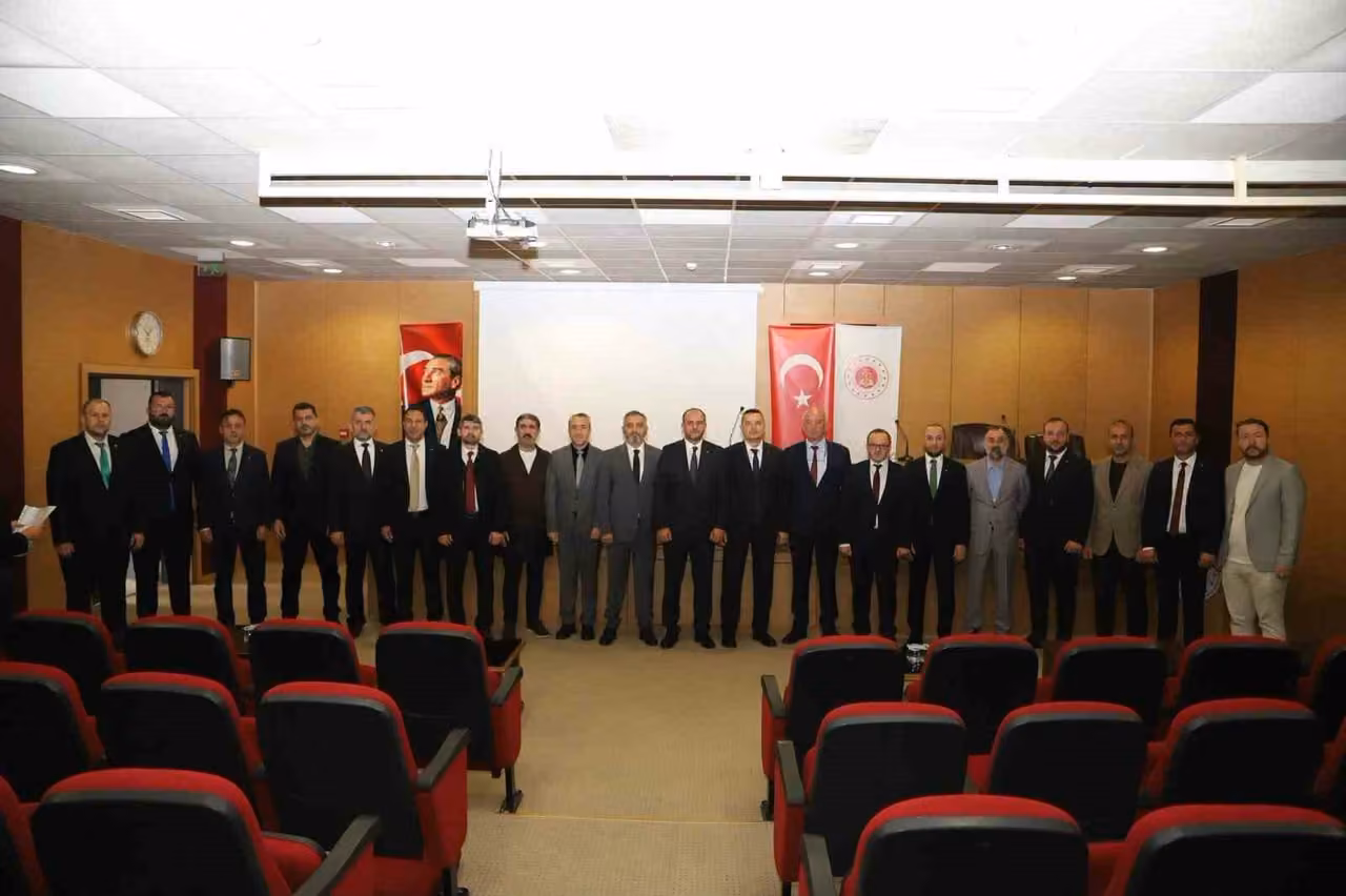 DTSO yönetimi mazbatasını alarak resmen göreve başladı