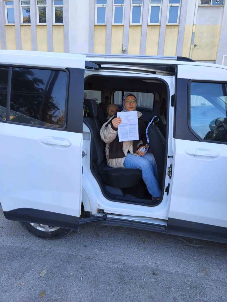 Büyükşehir ekipleri, KPSS adaylarını sınava yetiştirdi