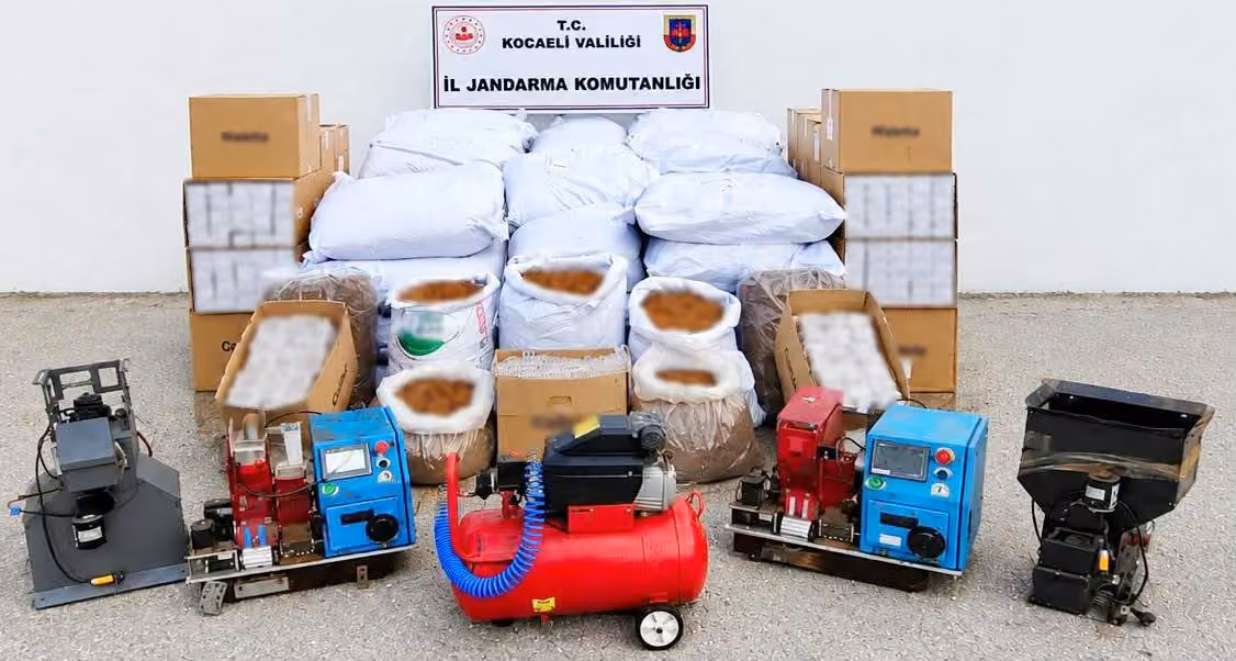 Kocaeli’de 2 milyon 450 bin liralık tütün ve makaron ele geçirildi