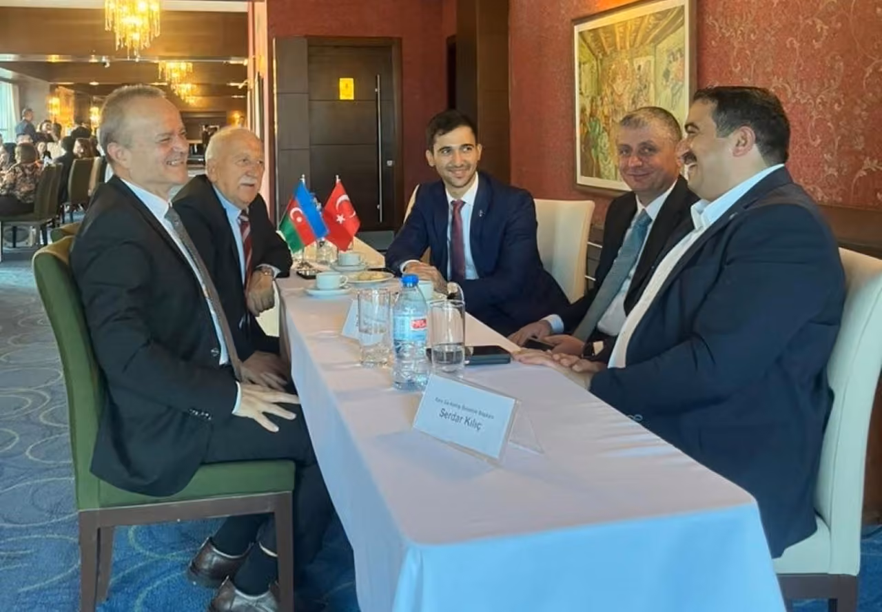 Sarıkamış’ın kristal karları Bakü’de tanıtıldı