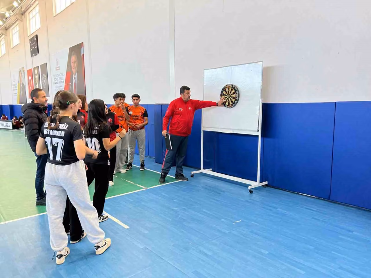 Tomarza’da Cumhuriyet Kupası turnuvası yapıldı