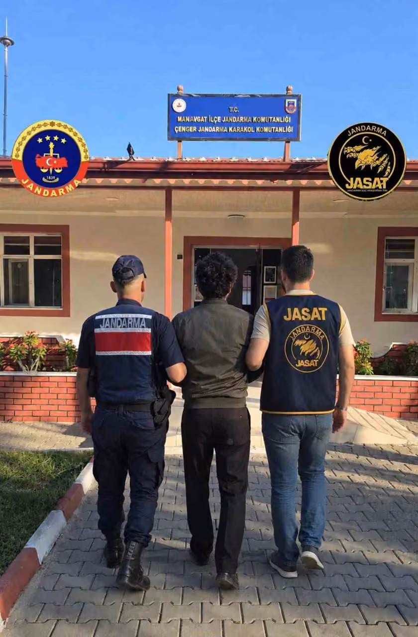 Antalya’da 20 yıl hapis cezası bulunan firari yakalandı