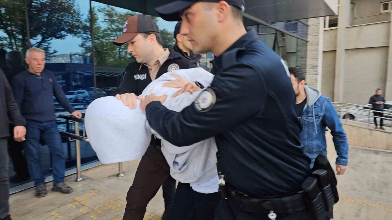Düğün konvoyunda havaya ateş açılmasıyla ilgili 3 şüpheli adliyede