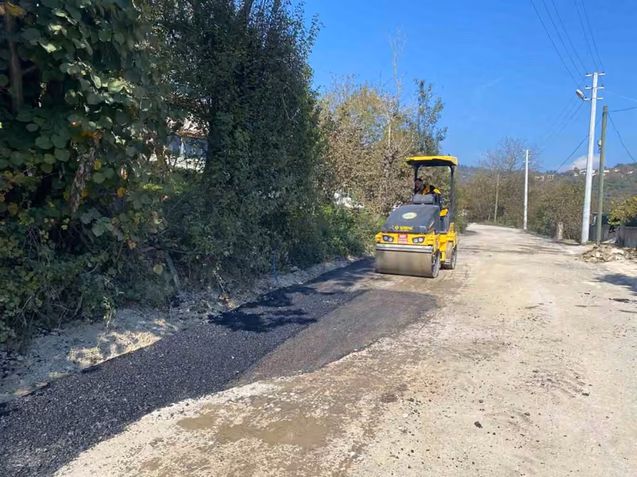Düzce’de asfalt yama çalışmaları sürüyor