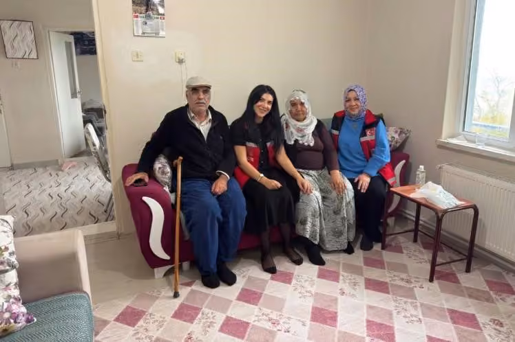 Şehit ailesine vefa ziyareti