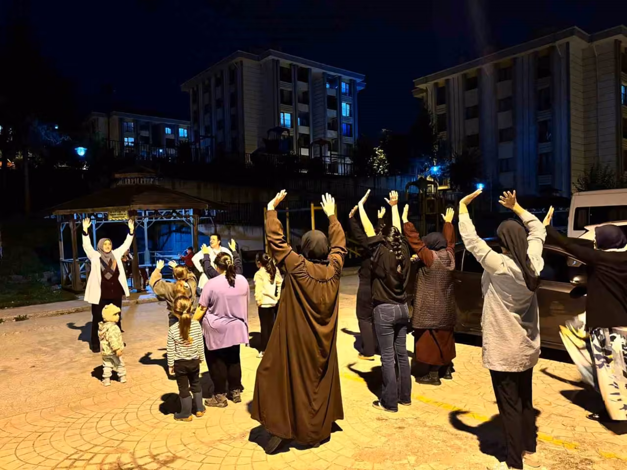 Hareket etkinlikleri akşamda sürüyor