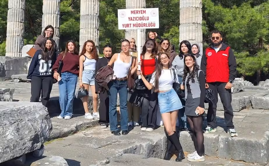Aydın’da üniversite öğrencileri tarih ve doğayla buluştu