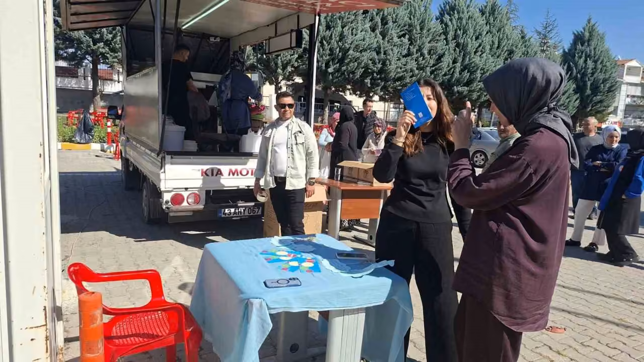 Hisarcık İlçe Hastanesinde anne ve bebek sağlığı için bilgilendirme standı