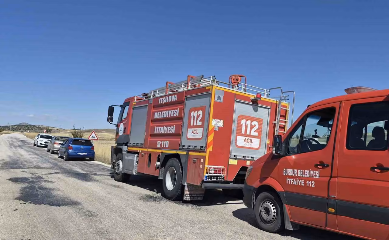 Burdur’da 3 aracın karıştığı kazada 1 kişi hayatını kaybetti, 7 kişi yaralandı