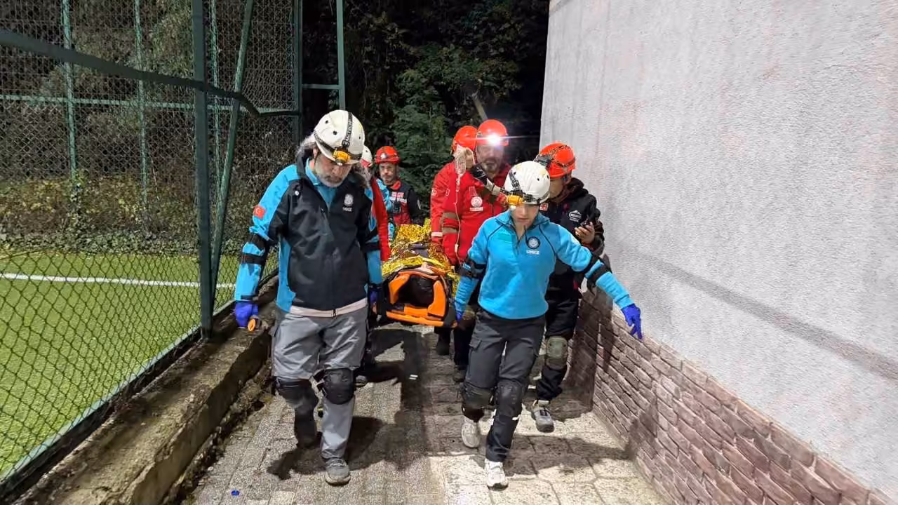 Lise pansiyonunda ki tatbikat gerçeği aratmadı