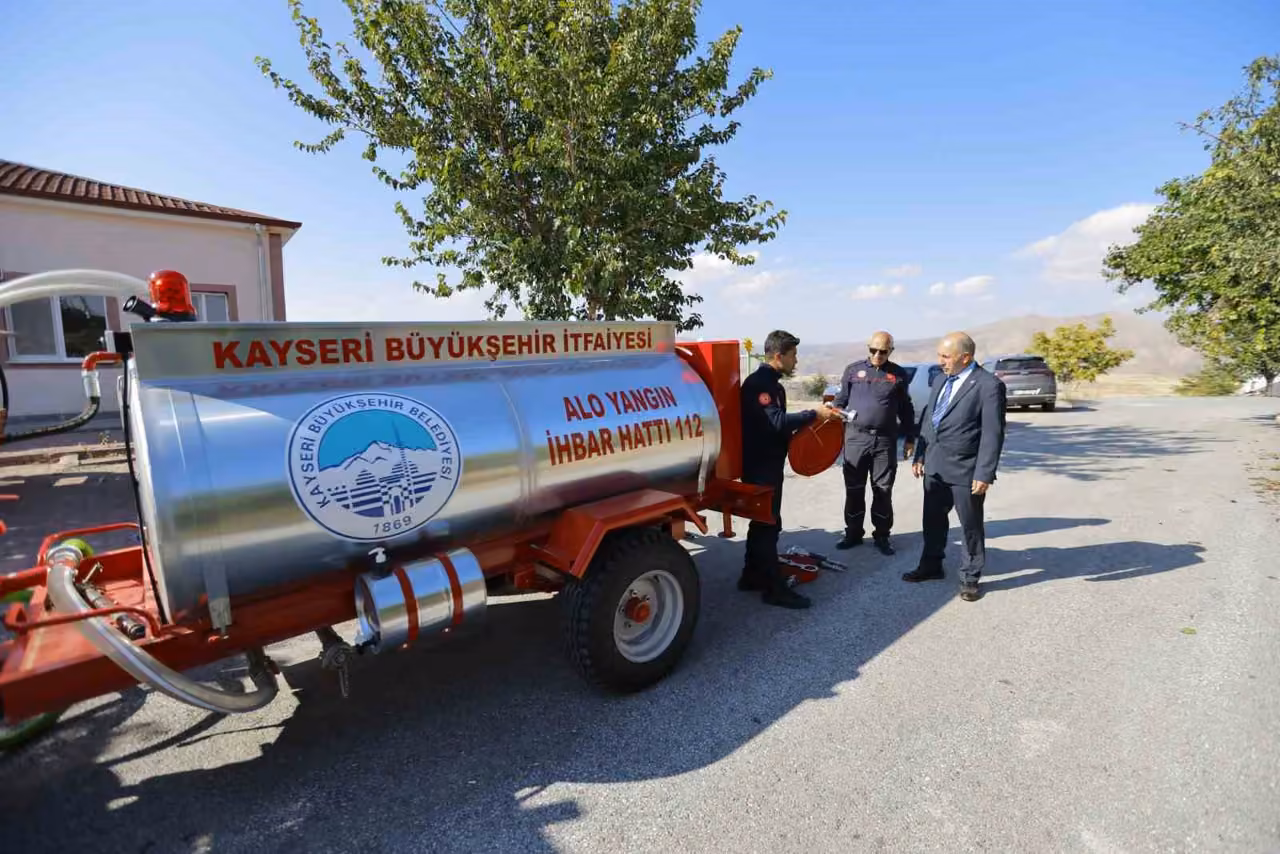 Büyükşehirden kırsal yangınlara hızlı müdahale hamlesi: Traktör arkası yangın söndürme aracı