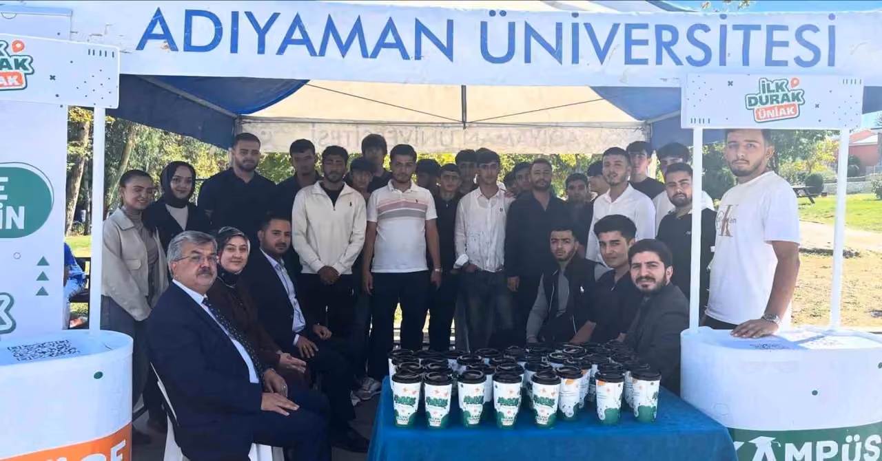 Başkan Çadır, üniversite öğrencileriyle bir araya geldi