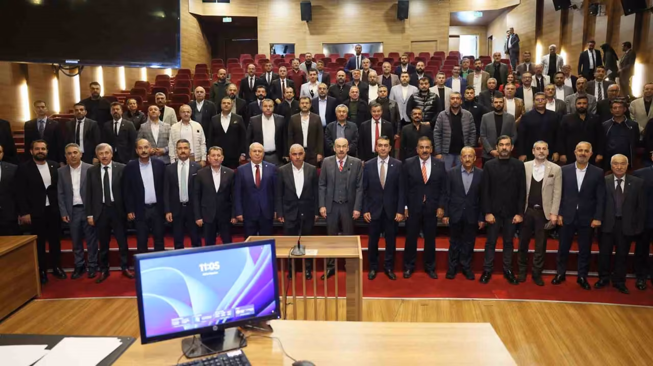 Başkan Gülsoy mazbatasını aldı