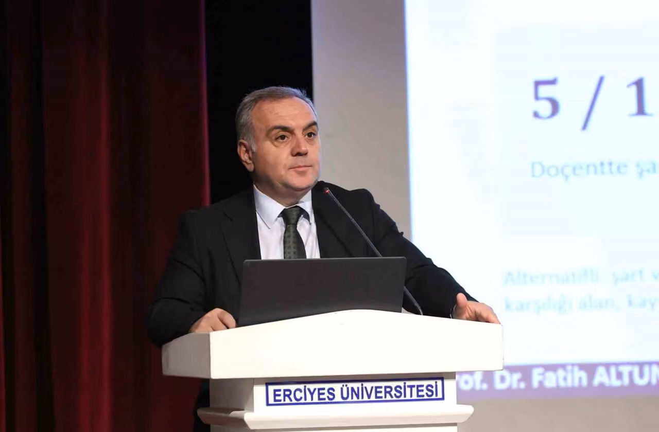 ERÜ’de ‘Fikrini TÜBİTAK’a Taşı’ Bilgilendirme Toplantısı düzenlendi