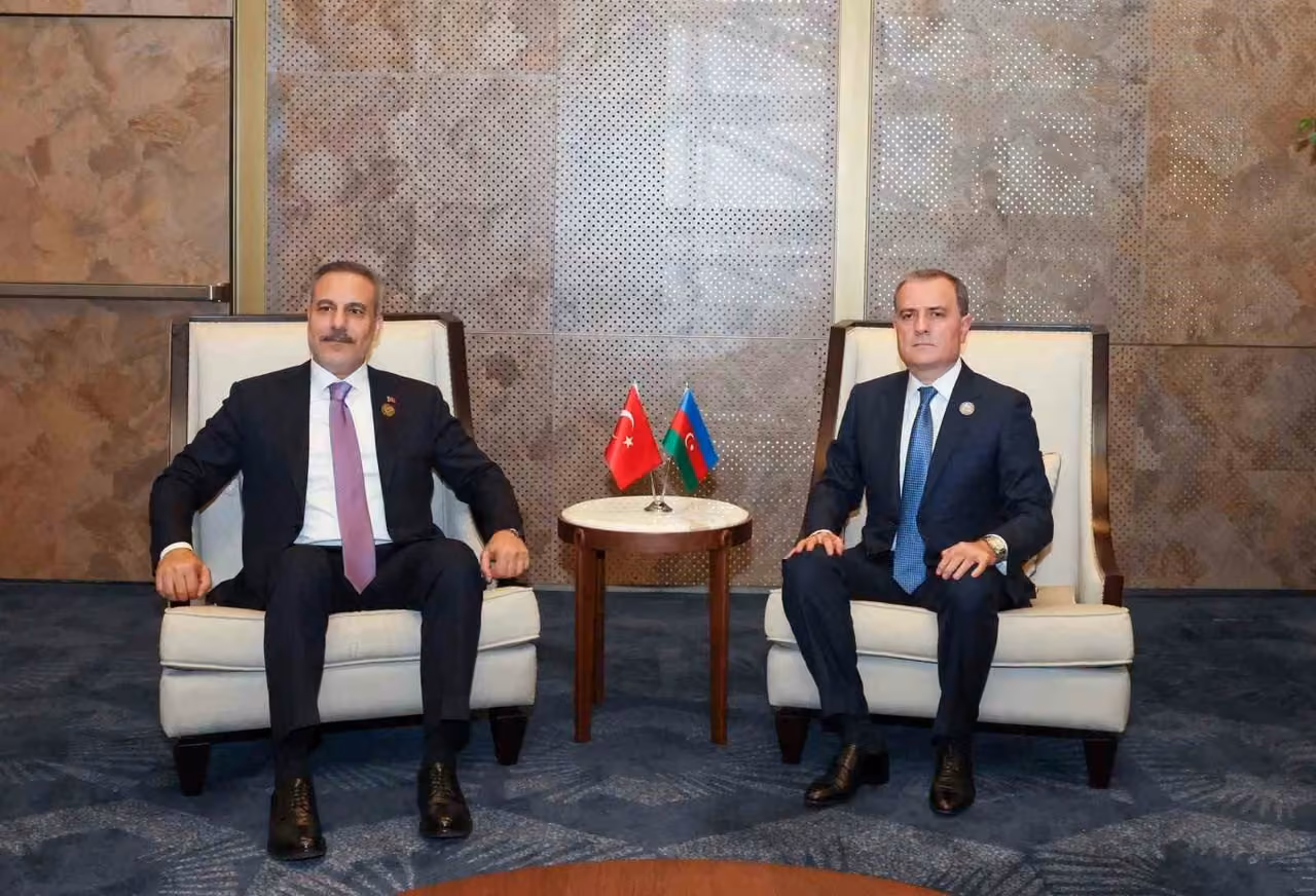 Bakan Fidan, Azerbaycanlı mevkidaşı Bayramov bir araya geldi