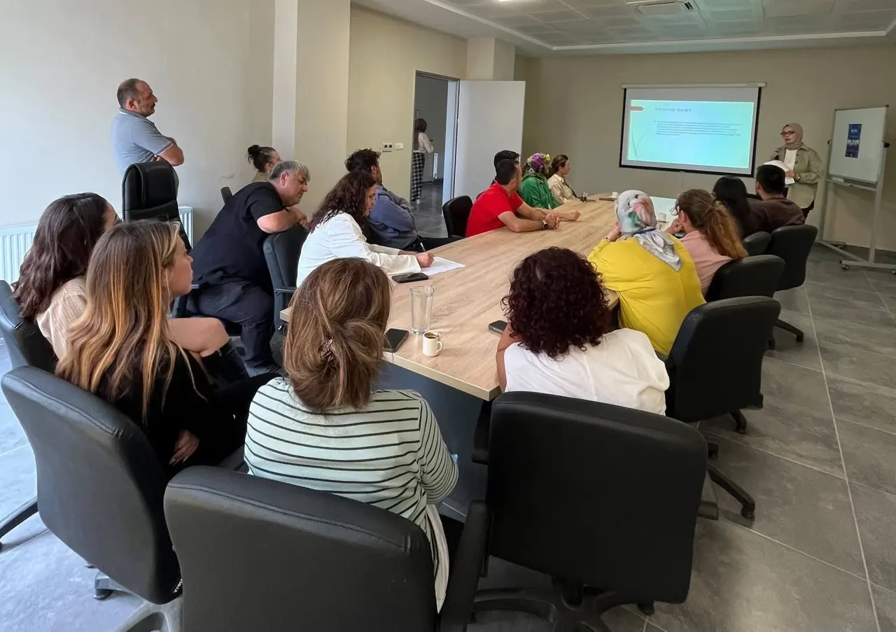 Düzce’de sağlık personeline Alzheimer farkındalık eğitimi