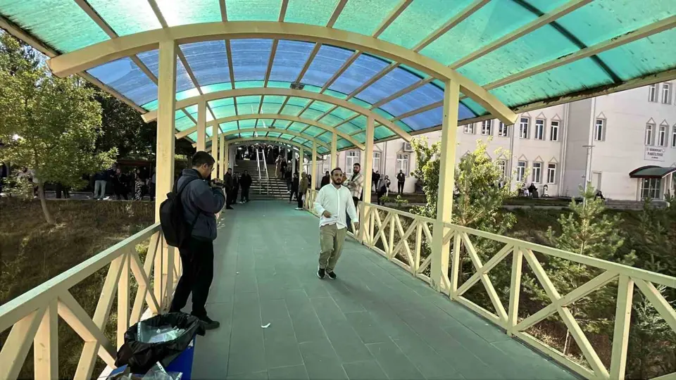 KPSS’ye saniyelerle geç kalınca sınava alınmayan genç, trafik kurbanı olduğunu söyledi