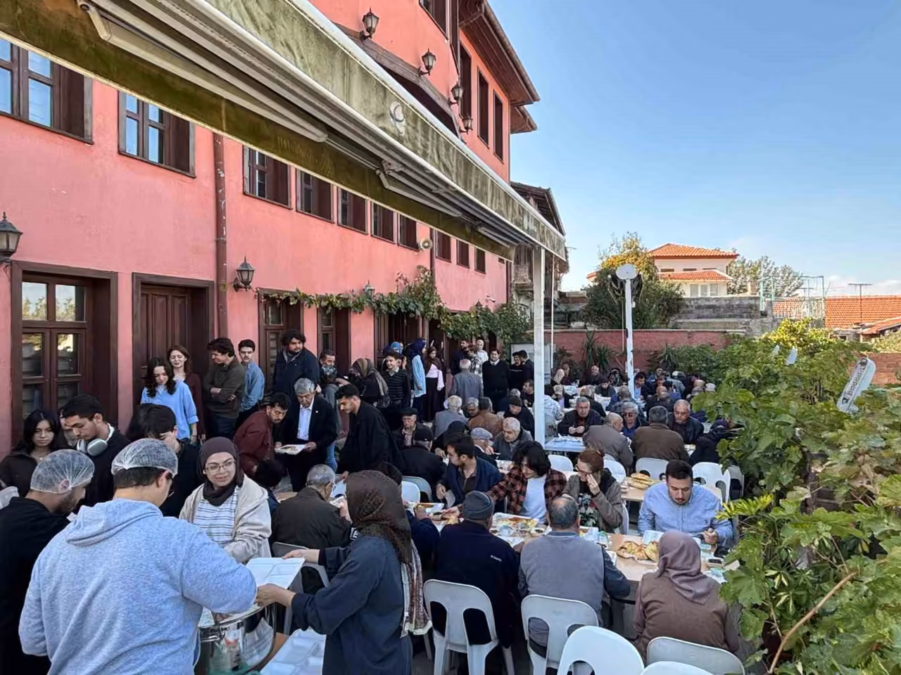 Eskişehir Türk Ocağı anlamlı bir vefa günü gerçekleştirdi