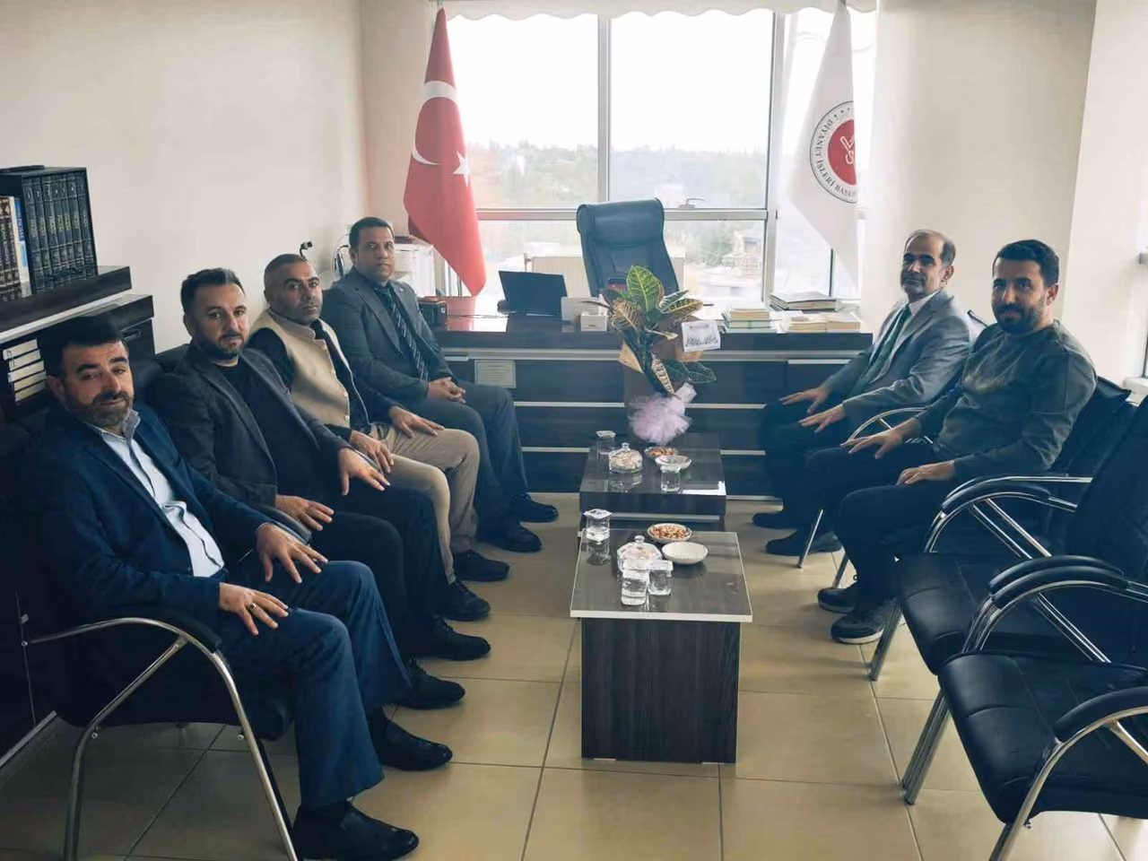 Nüfus Müdürlüğü personelinden Müftü Durmuş’a anlamlı ziyaret