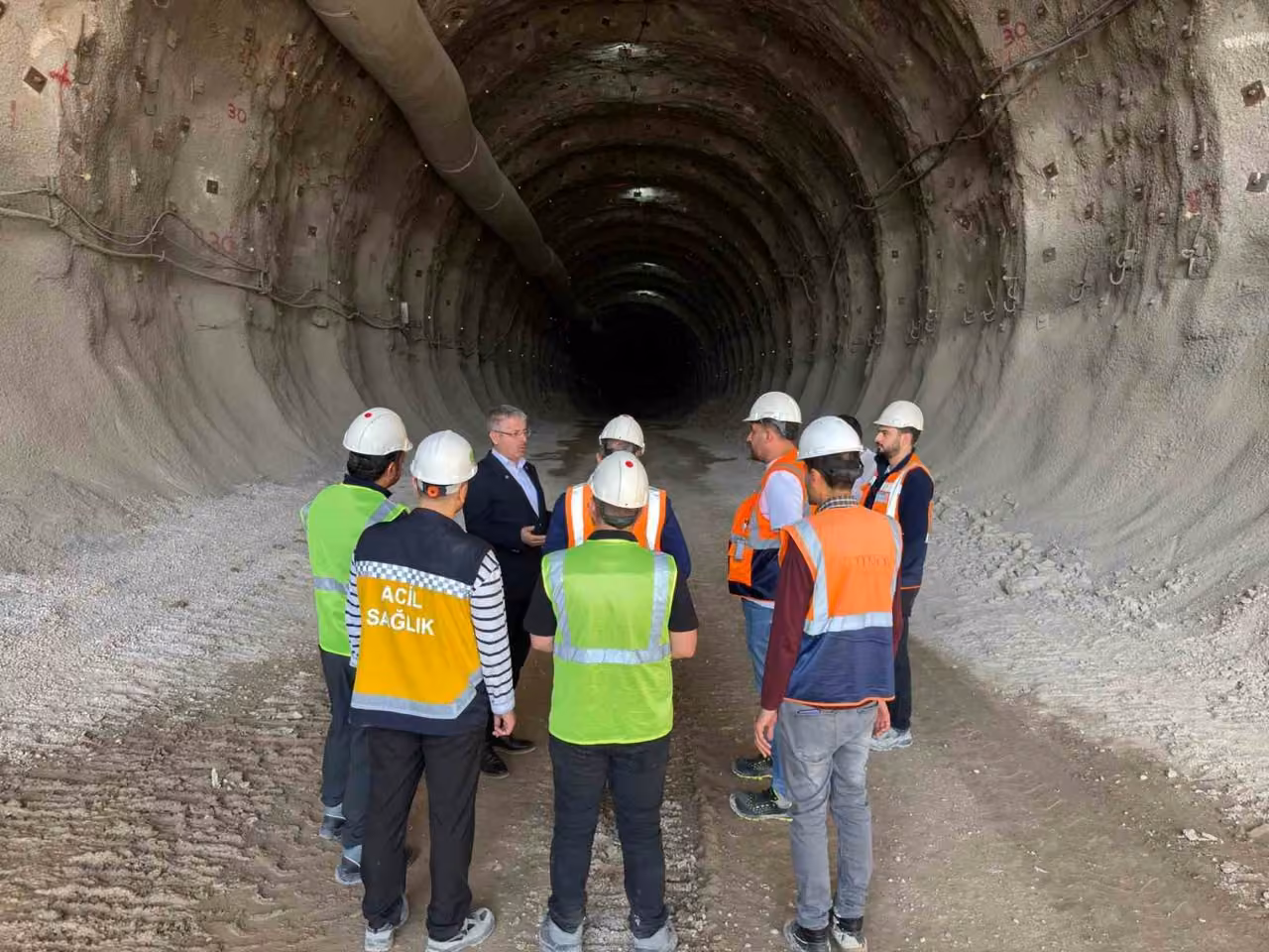 Çopuroğlu: "Kayseri - Ankara yüksek hızlı tren hattında çoğu bitti, azı kaldı"