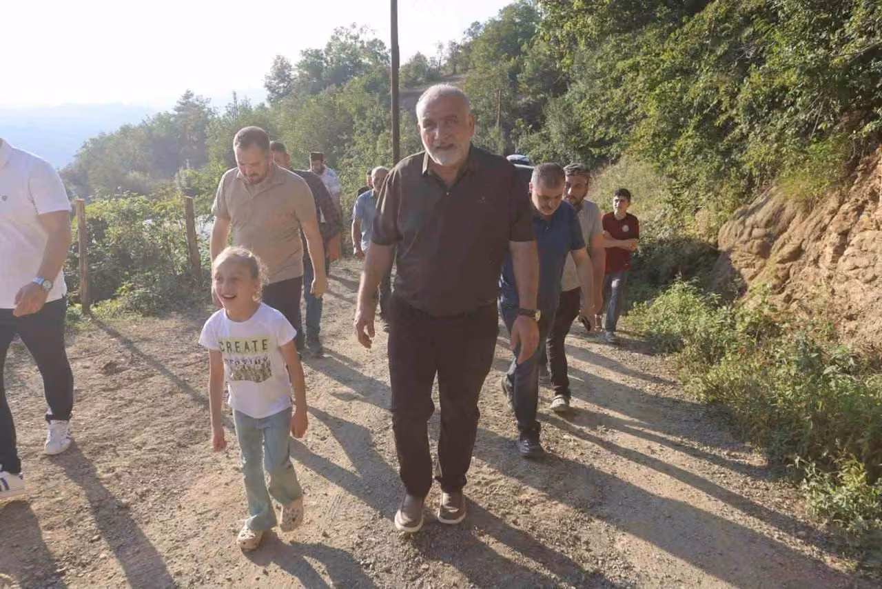 Minik Aysima istedi, Başkan Sandıkçı yaptı