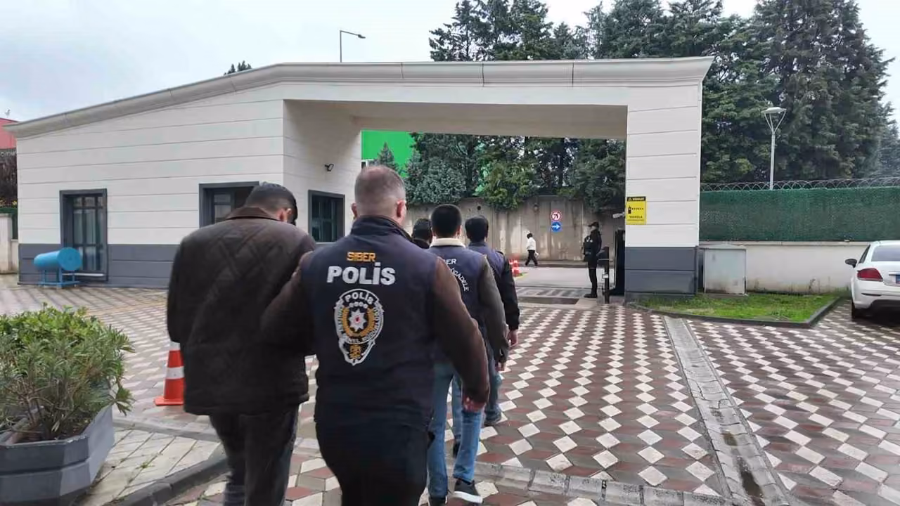 6,2 milyarlık para trafiğinde 29 şüpheli tutuklandı