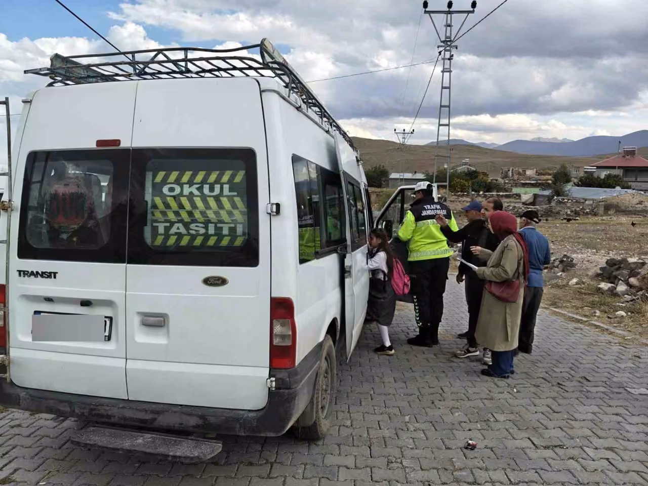 Iğdır’da bin 217 öğrenciye trafik güvenliği eğitimi verildi