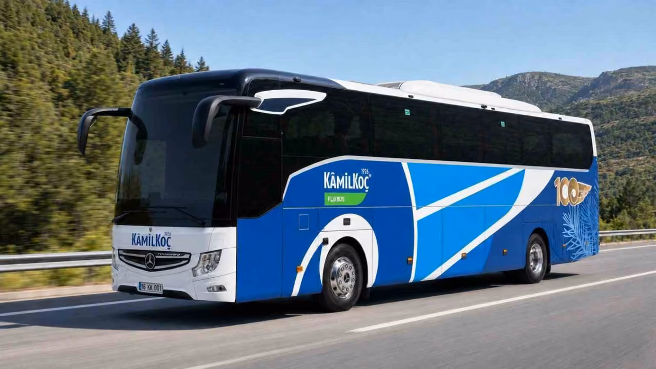 Kâmil Koç’tan 100’üncü yıla özel öğrencilere indirim