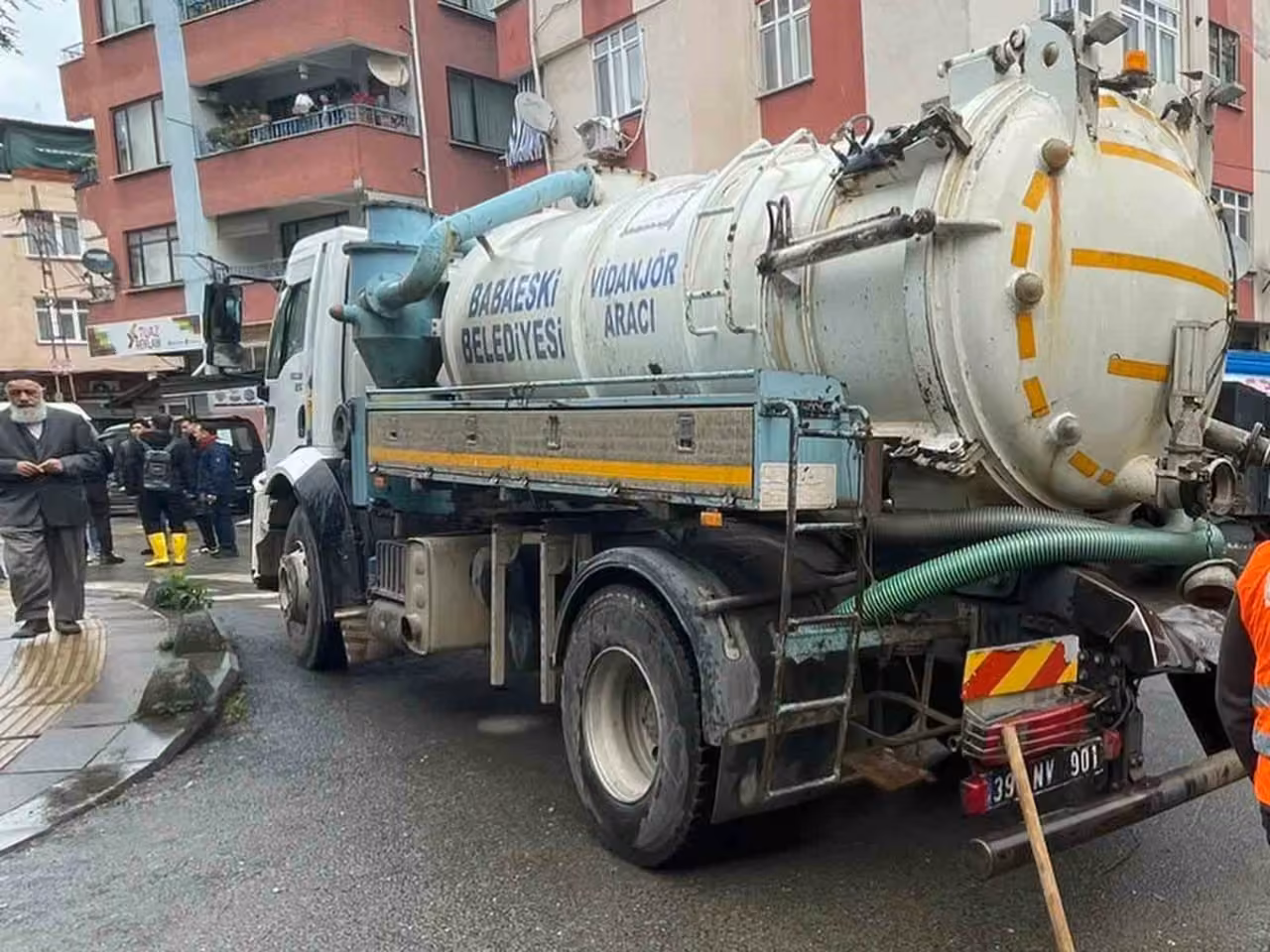 Kırklareli’den İstanbul’a sel desteği