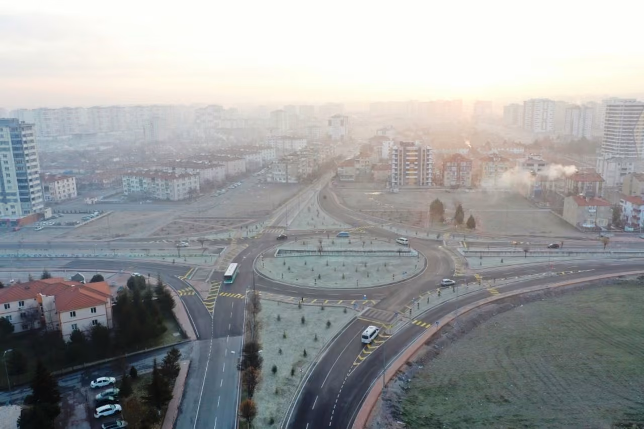 Başkan Çolakbayrakdar: "Kayseri’nin trafik yükünü akıllı kavşaklarla hafifletiyoruz"