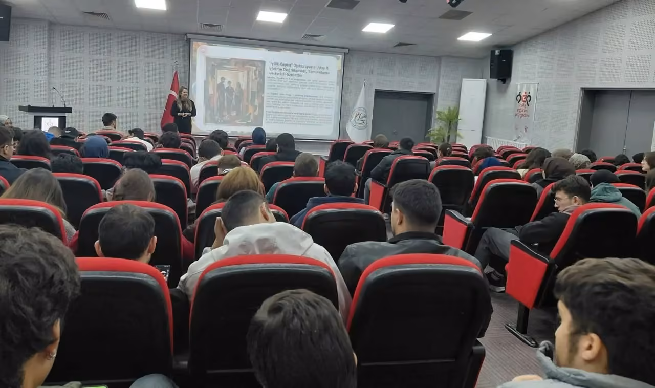 Öğrencilere "İyilik Var" platformu tanıtıldı