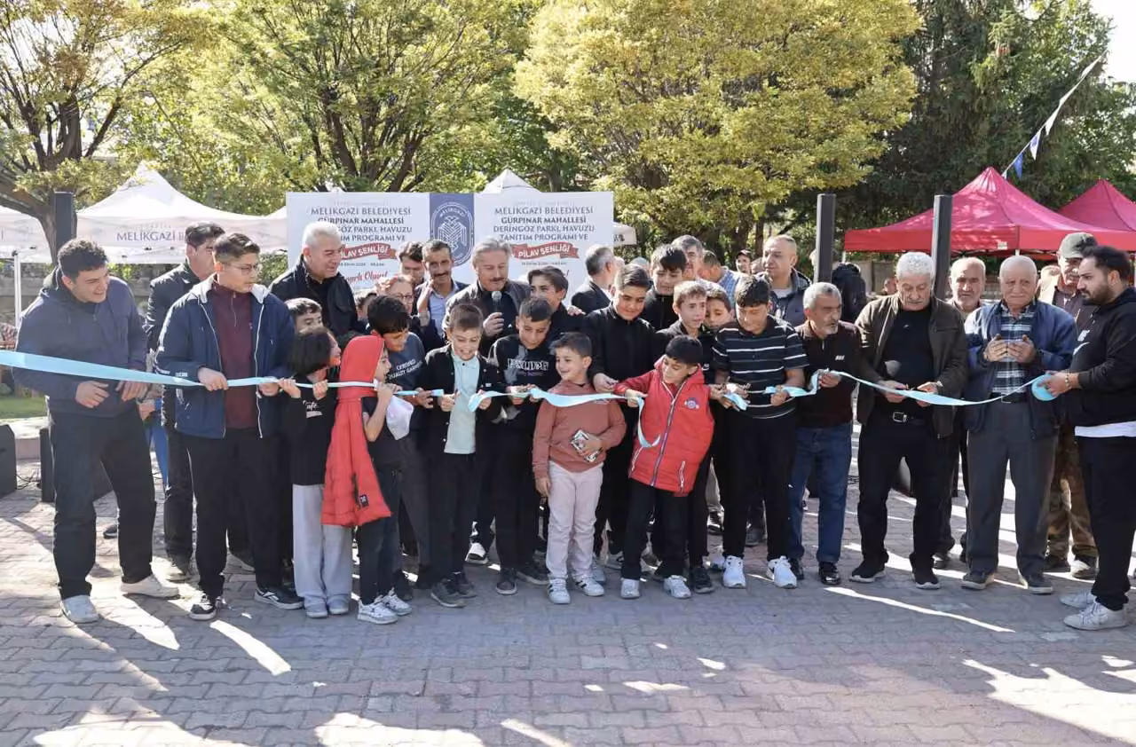 Gürpınar’ın park ve havuzu yenilendi