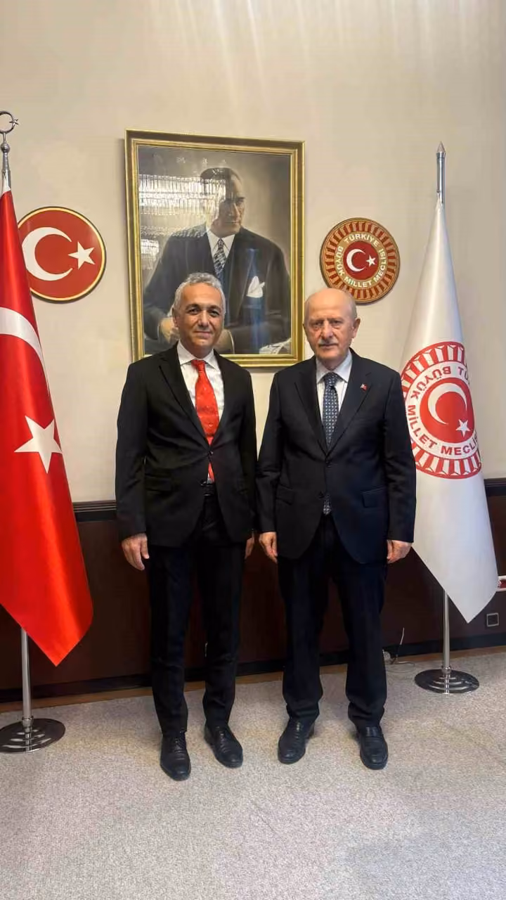 HEKİMSEN Genel Başkanı Kurban’dan TBMM’de kritik temaslar: Hekimlik Meslek Kanunu ve sosyal projeler masaya yatırıldı